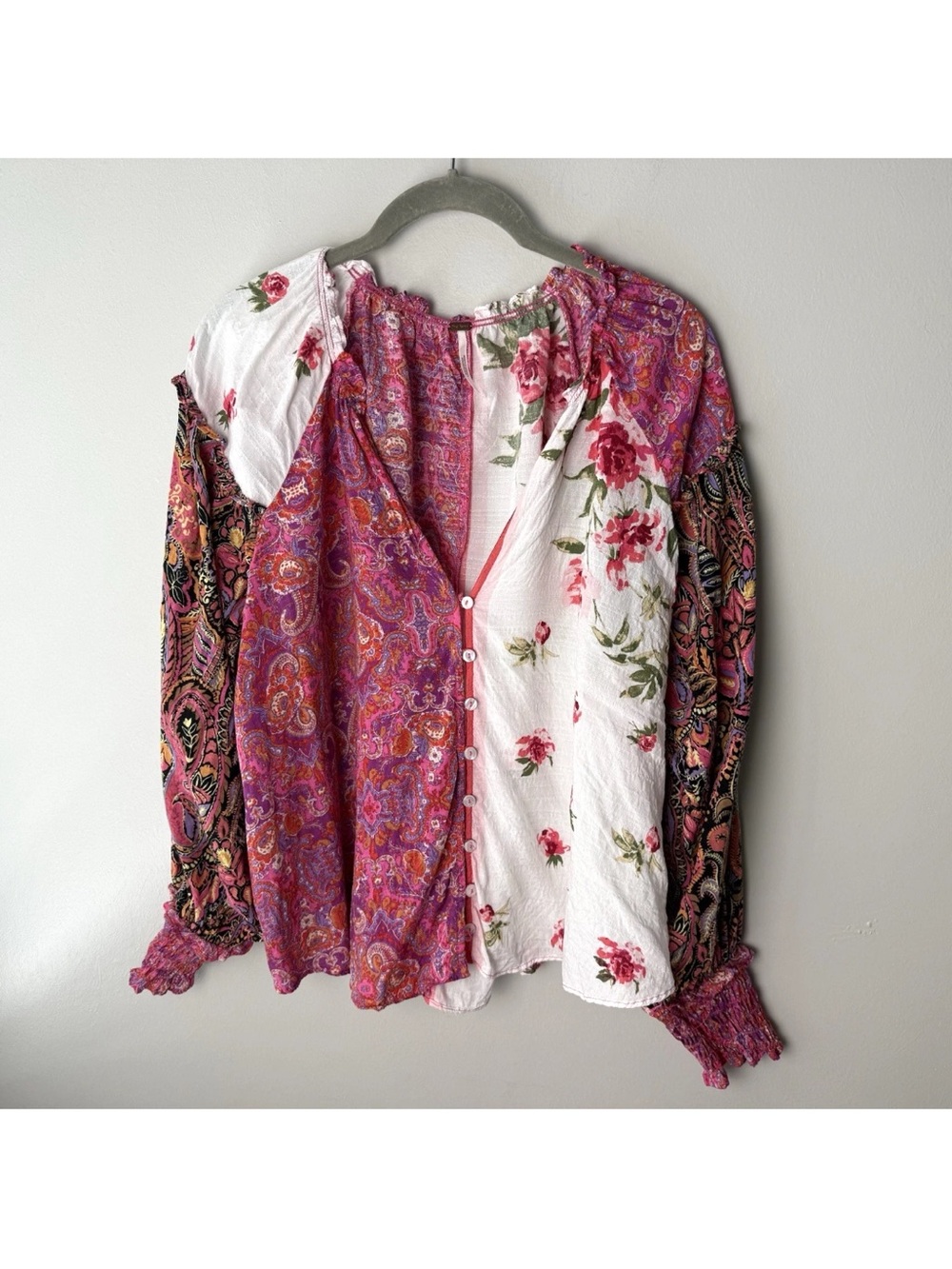 Free People Gemini Blouse Size Small Pink Floral Paisley Patchwork Boho V-Neck